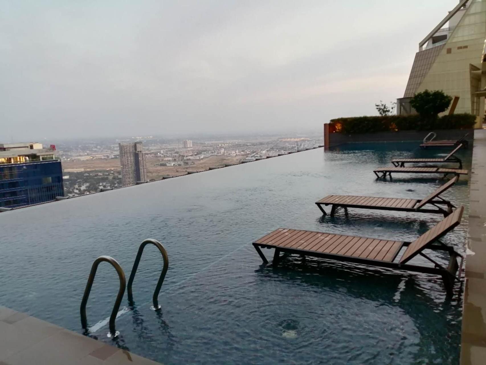 Impian II - The Peak Residence Phnompenh Exteriér fotografie